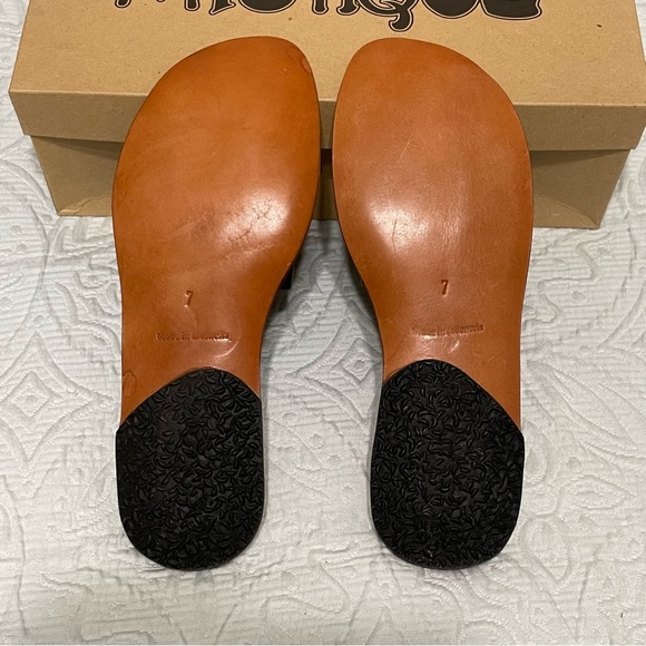 MYSTIQUE embellished studded brown leather slide sandals NIB size 7 - Picture 8 of 8